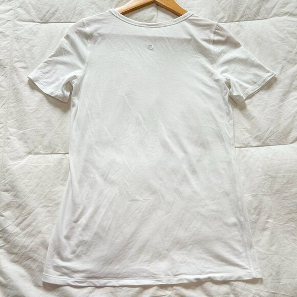 Lululemon Love Crew Expression Tee White “Good Karma” Graphic Women’s Size 4 - Picture 6 of 7